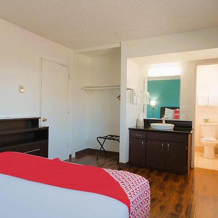 Oyo Hotel St Helens Or Saint Helens Zewnętrze zdjęcie